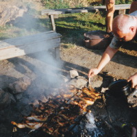 Grilování nemůže chybět